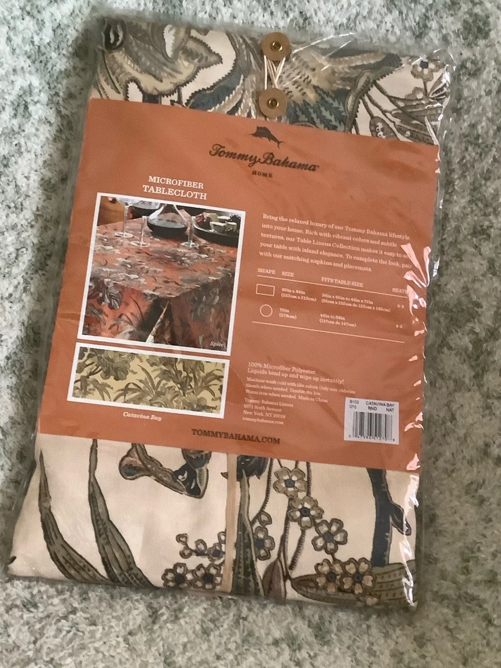 Tommy Bahama Tropical Leaves Tablecloth in Beige, Green, Blue NWT 70” Round